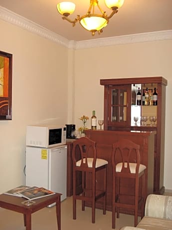 Two-Bedroom Suite