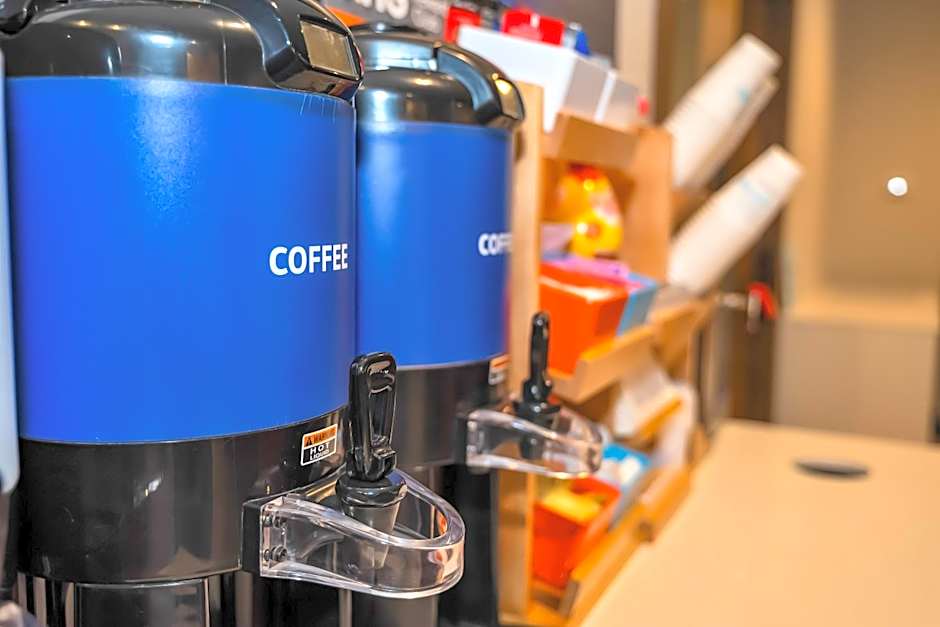 Holiday Inn Express Palestine By IHG