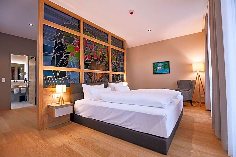 Seehotel Maria Laach