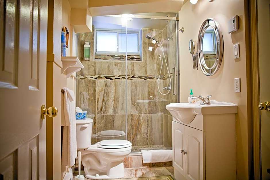 Maison Des Jardins B & B