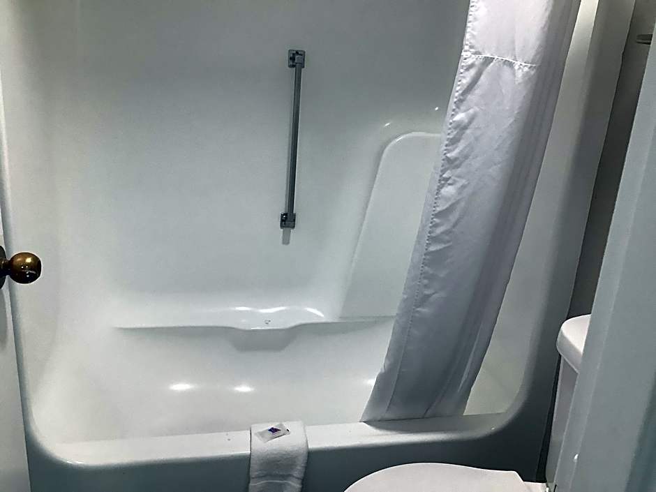 Motel 6-Memphis, TN - East