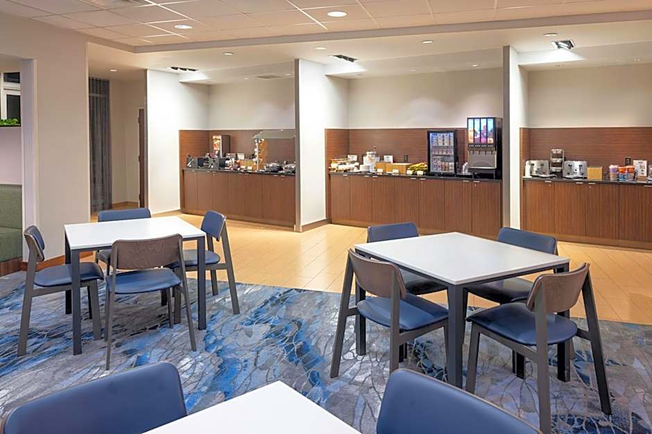 Fairfield Inn & Suites by Marriott Springfield Northampton/Amherst