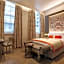 The LaLit London