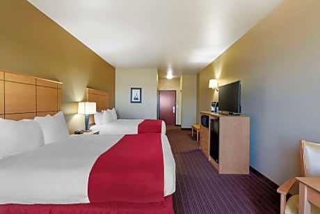 2 Queen Beds, Pet Friendly Room, Non-Smoking