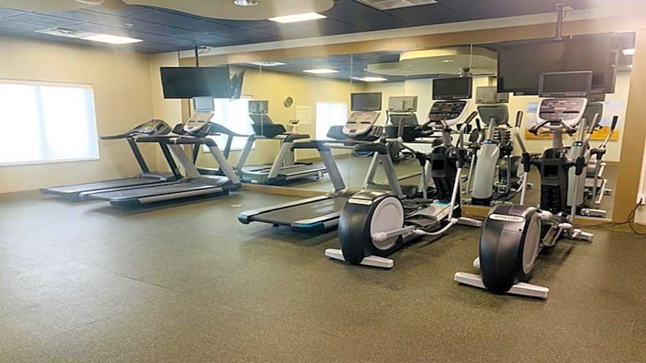 Holiday Inn Express & Suites Perry-National Fairground Area by IHG