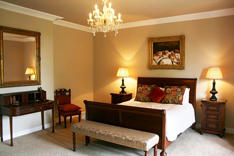 The Old Parsonage Country House