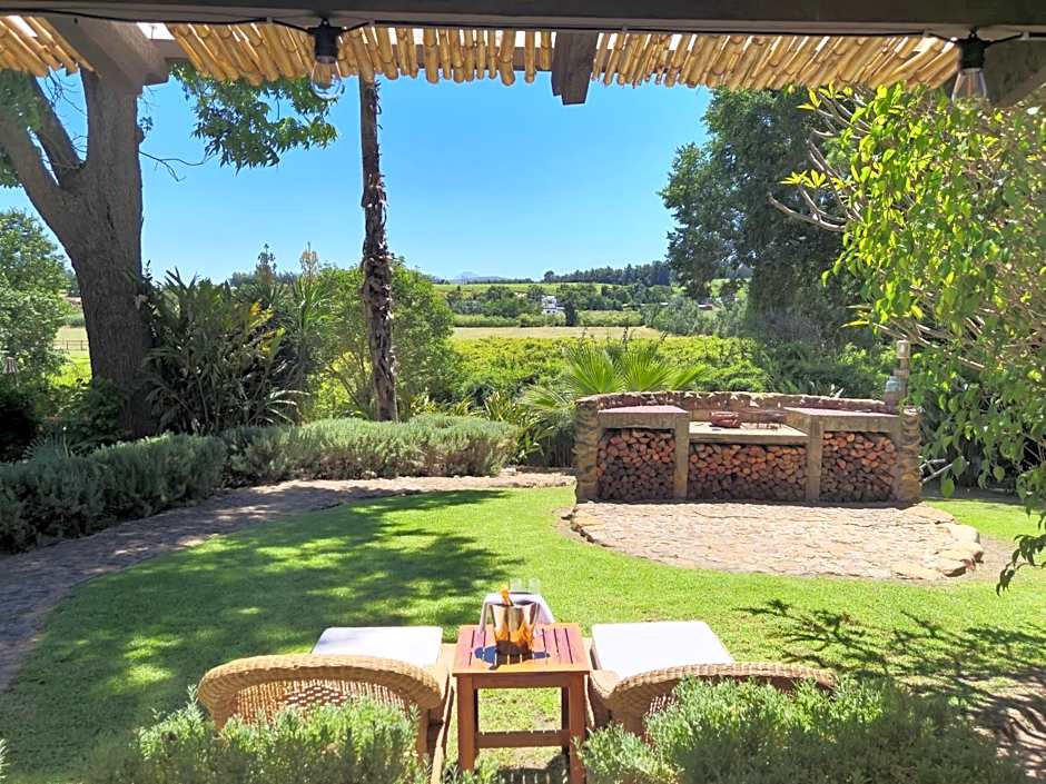 De Leeuwenhof Estate