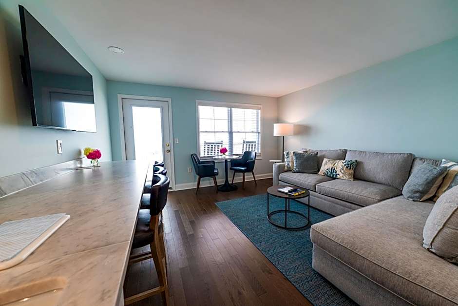 Sandpiper Beach Club