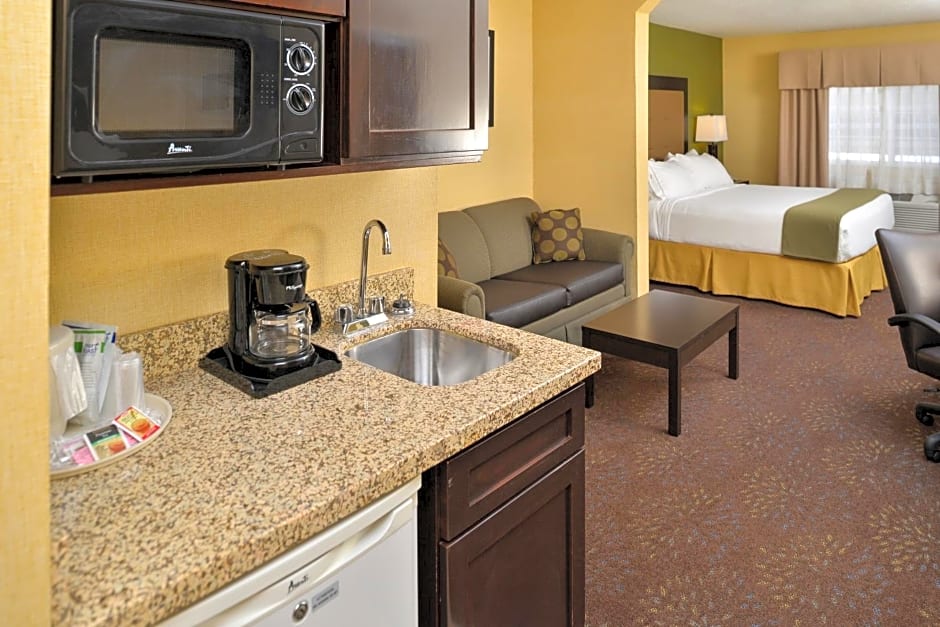 Holiday Inn Express Hotel & Suites Charlotte