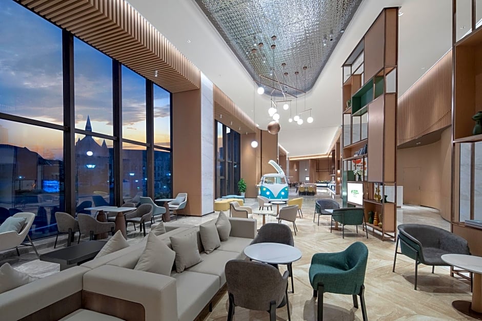 Holiday Inn Luzhou Longjian By IHG