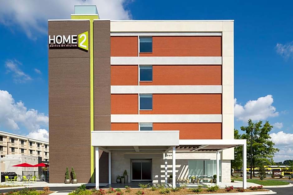 Home2 Suites by Hilton Charlotte Airport