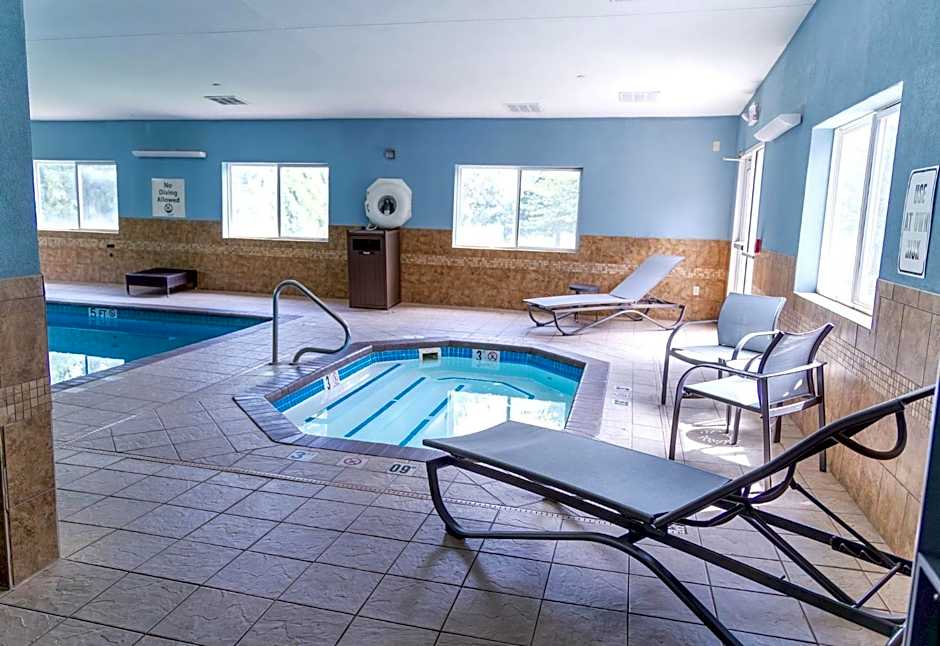 Holiday Inn Express Hotel & Suites Torrington By IHG
