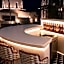 Sun Rocks Boutique Hotel - Caldera View Suites & Sunset Dining Experience