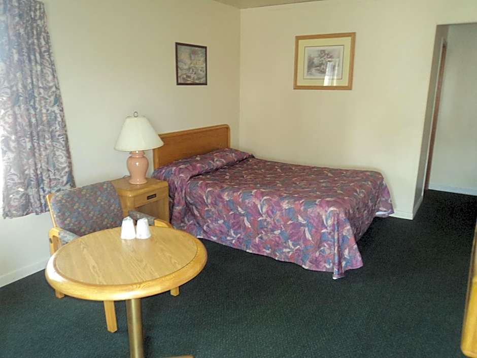 Oasis Motel by The Falls