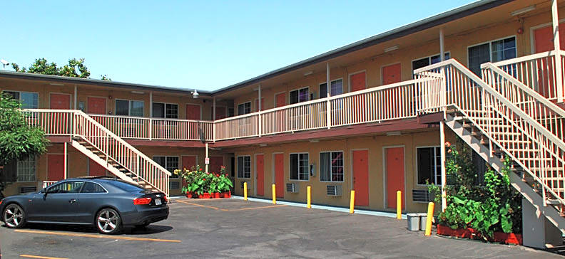 Lincoln Motel