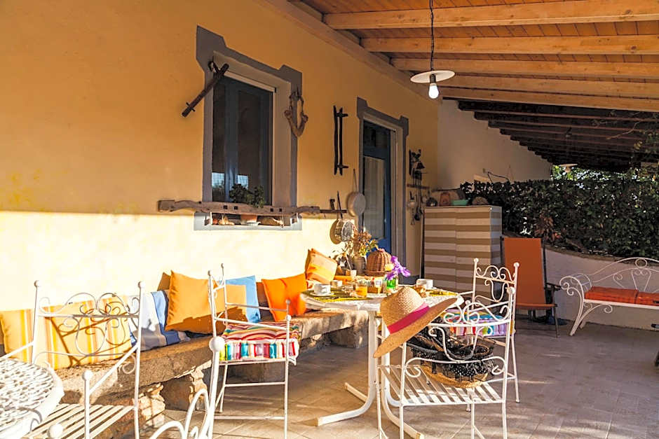 The Old Farm Asfodeli - Adults Only