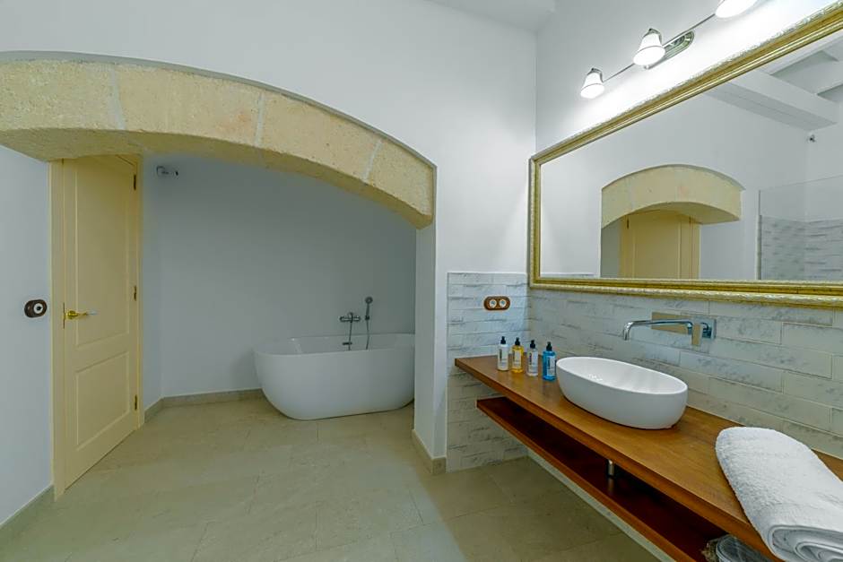 Seranova Luxury Hotel - Adults Only