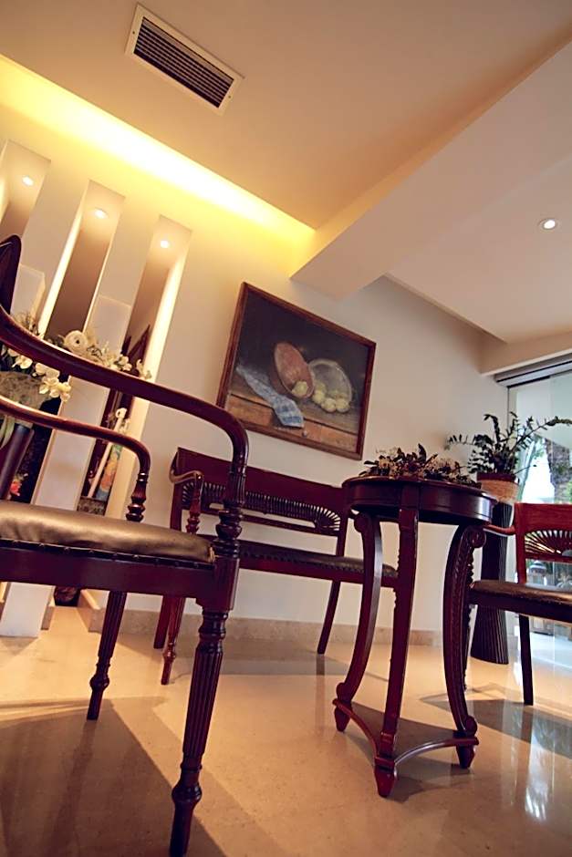 Elysion Hotel