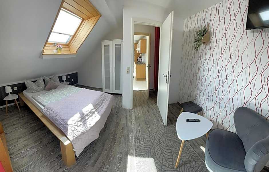 LA Boutique House