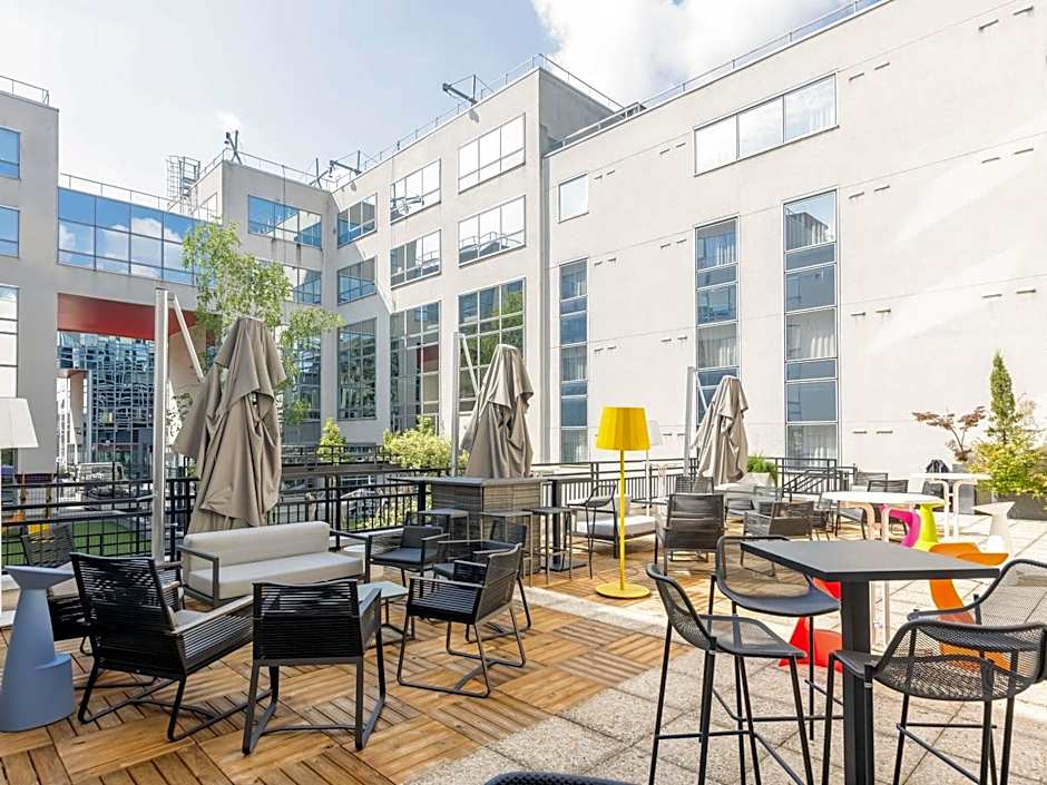 Mercure Paris Massy Gare TGV