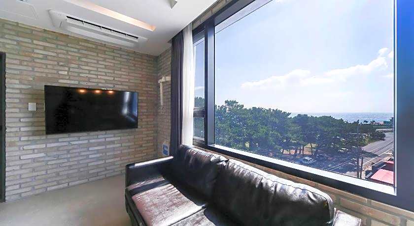 Le Idea Hotel