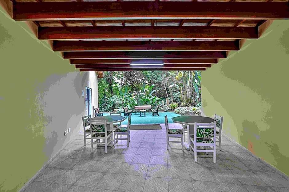 FABULOSO FLAT 225, 2 PISCINAS climatizadas, internet particular 500m Bertioga, Riviera de São Lourenço Flat Duplex inteiro, Adega, cozinha equipada completa serviço de hotelaria, serviço de praia nos finais de semana