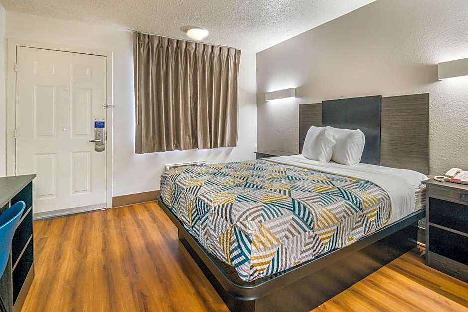 Motel 6-Irving, TX - Dallas