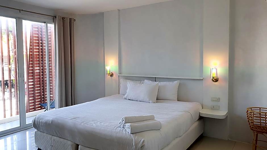 Good Night Cha-am Minitel