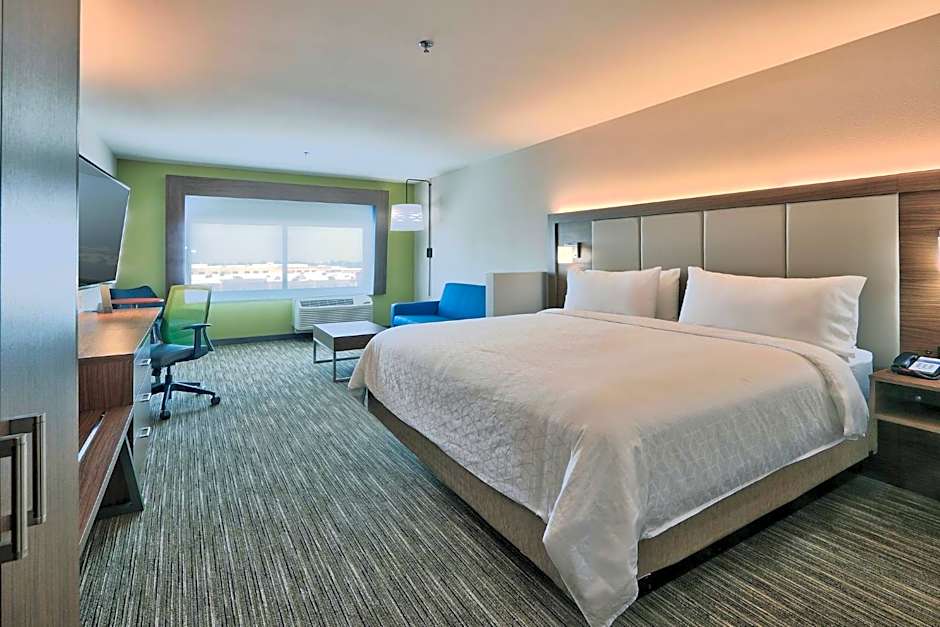 Holiday Inn Express And Suites Albuquerque East By IHG