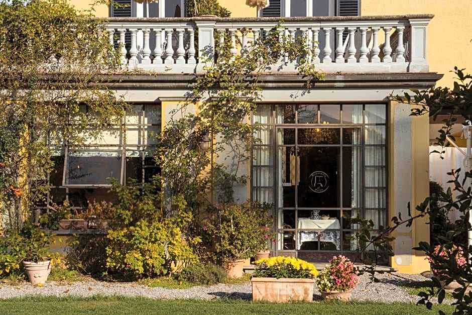 Al Porto Di Lucca B&B