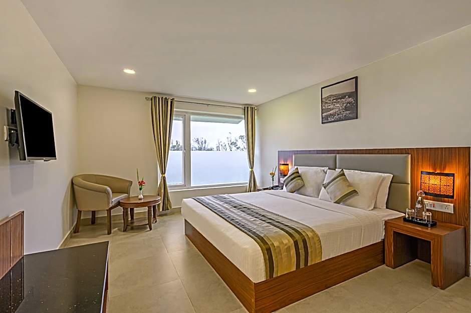 Sterling Ooty Fern Hill