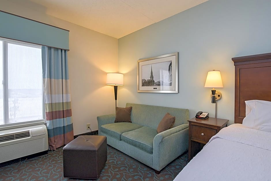 Hampton Inn Portsmouth Central
