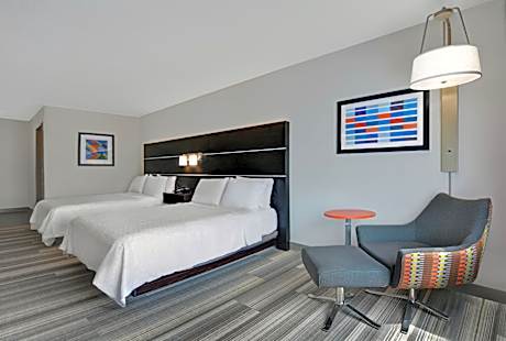 Standard Room with Two Queen Beds