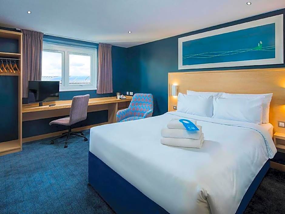 Travelodge Bicester Cherwell Valley M40