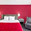 Clarion Pointe - Greensboro Coliseum Area