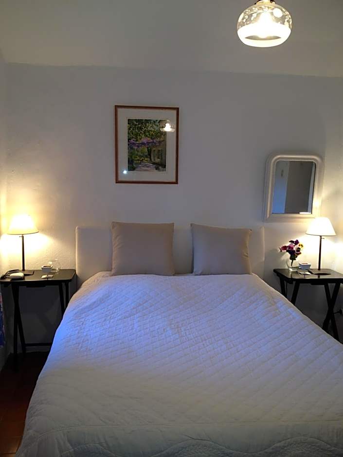 Photo 1 of 16 of Double Room