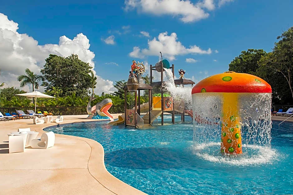 Family Club at Grand Riviera Princess - All Inclusive