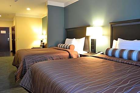 Two-Bedroom Suite