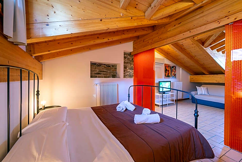 Le Stanze del Lago Apartments