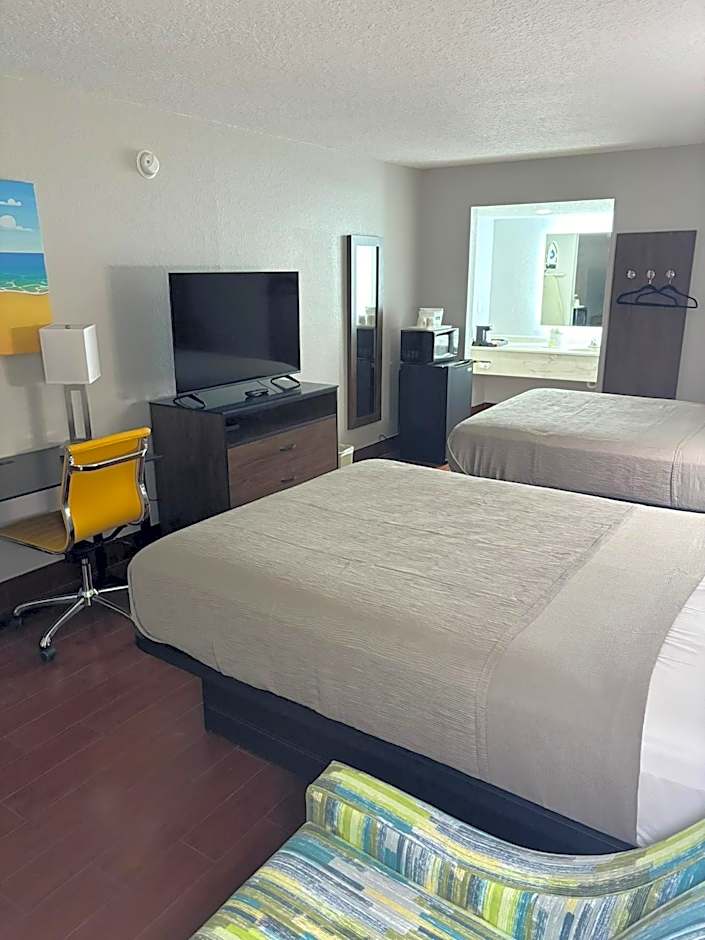Travelodge by Wyndham Suites St Augustine