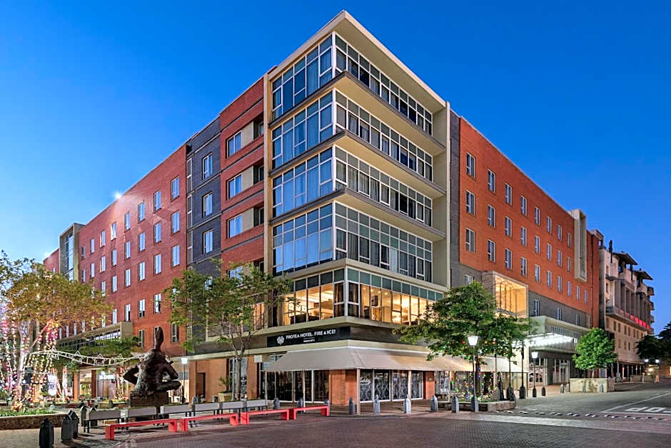 Protea Hotel by Marriott Fire & Ice Johannesburg Melrose Arch