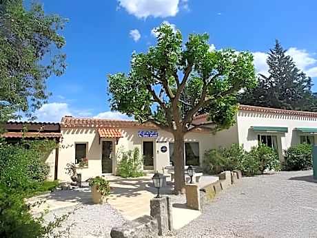 Logis Hotel Le Vieux Moulin