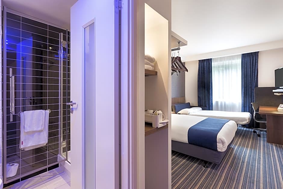 Holiday Inn Express Colchester By IHG