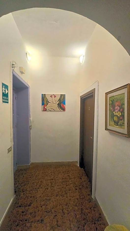 Meltin' Rome Guest House