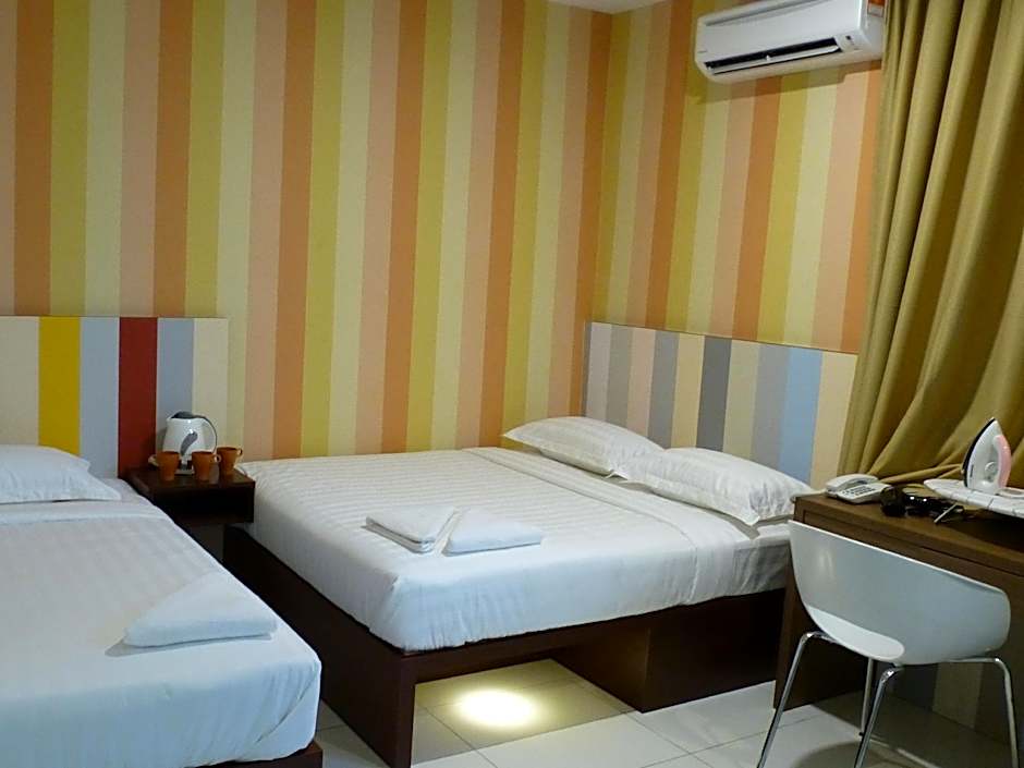 Uptown @ Subang Airport