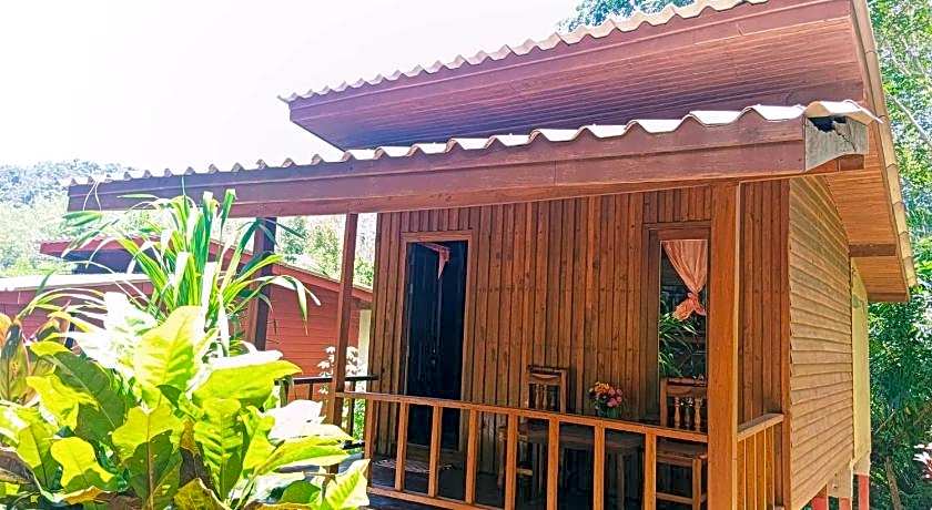 Lanta Maikeaw Bungalow