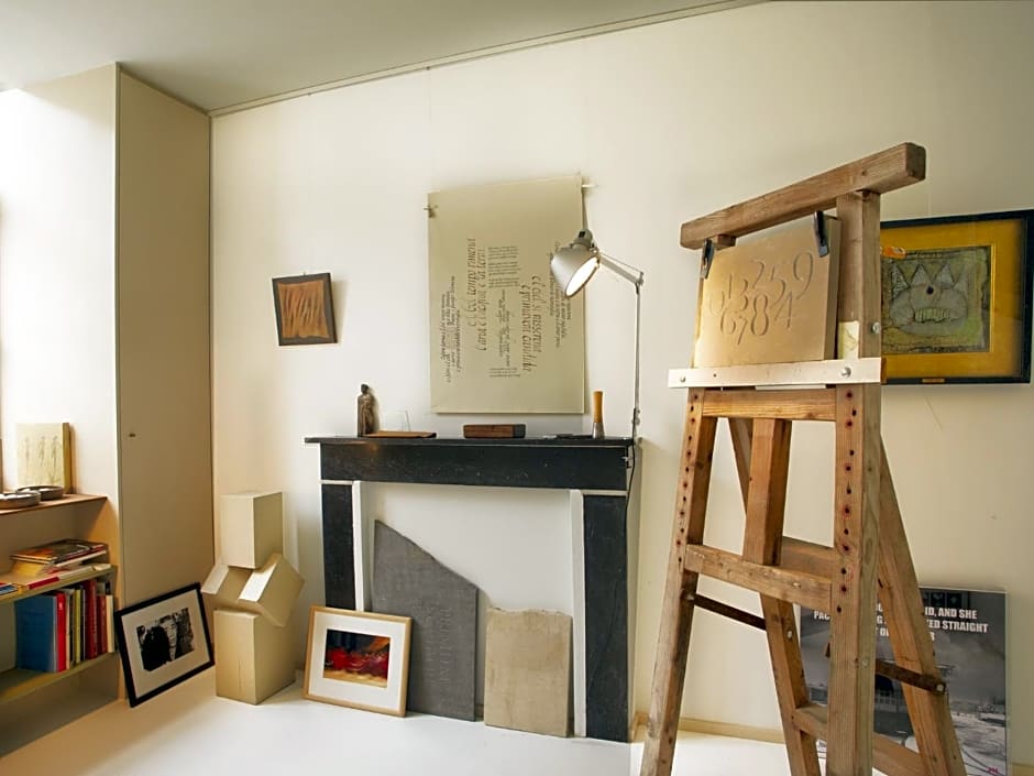 B&B Alphabet - Luxury Guesthouse and Art Gallery