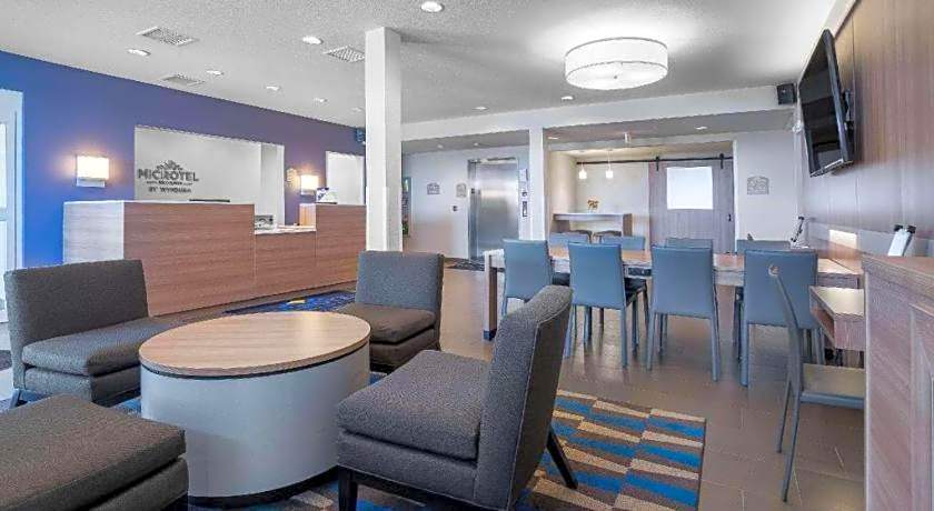 Microtel Inn & Suites By Wyndham Moorhead Fargo Area