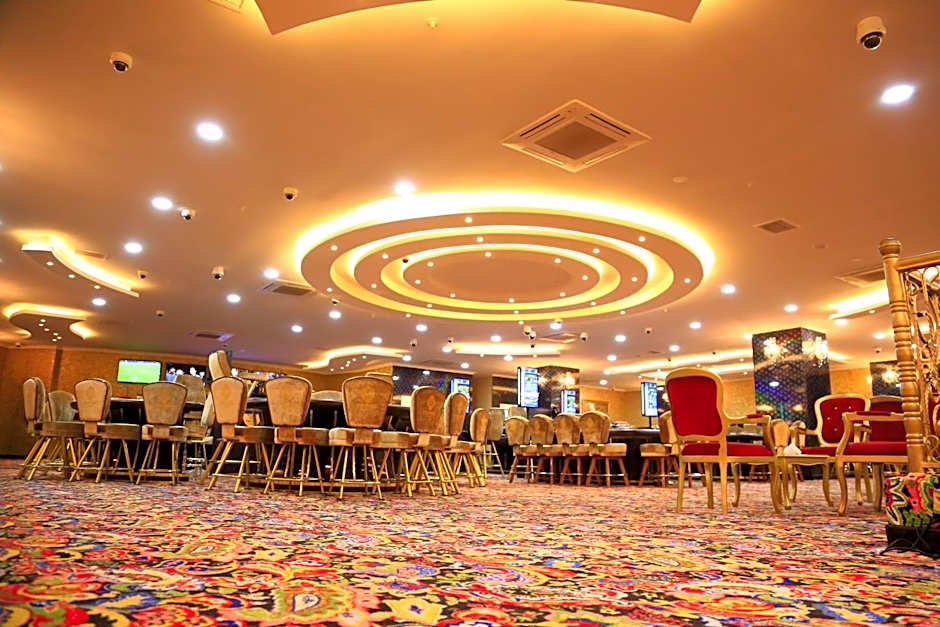 Imperial Royale Hotel
