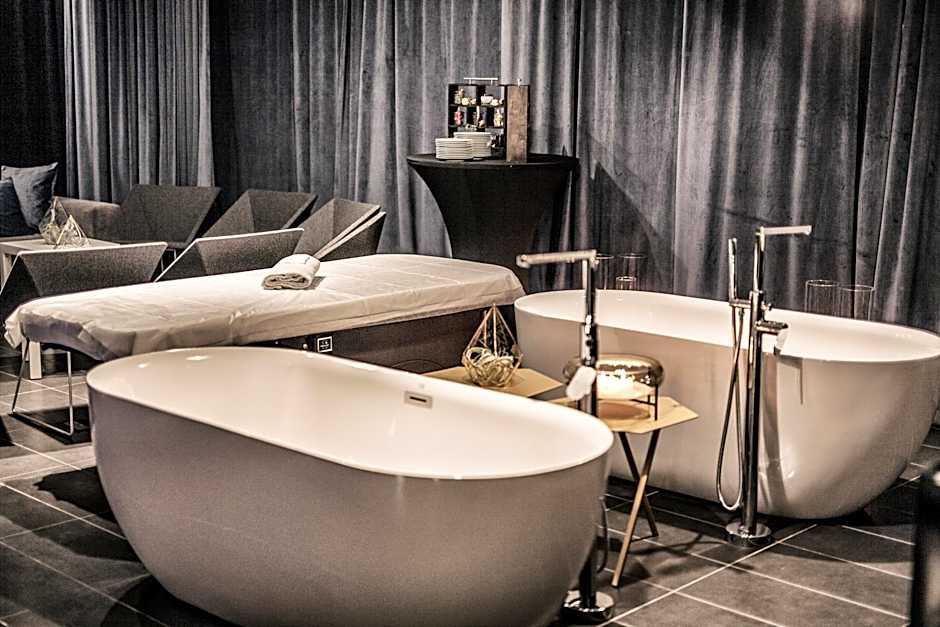 Grand Nosalowy Dwór